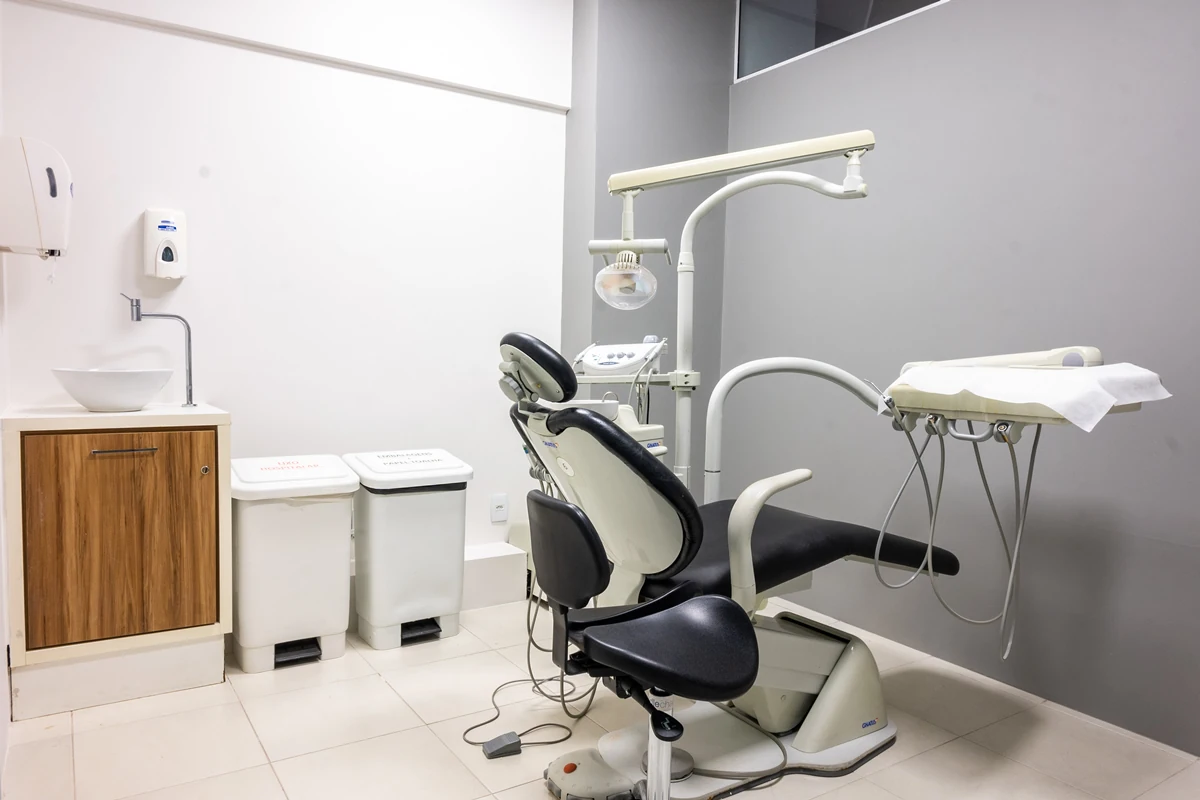 Sala de espera na sede do Instituto IPPO em Balneário Camboriú